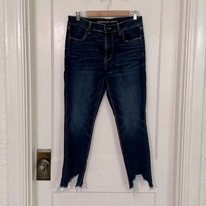 American Eagle size 12 cropped shark bite jeans!